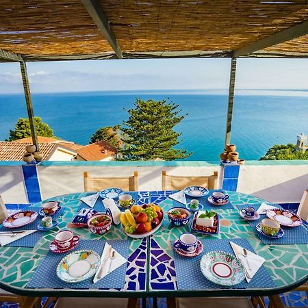 Borgo Dei Saraceni - Domus Indomita Bed & Breakfast Agropoli Dış mekan fotoğraf