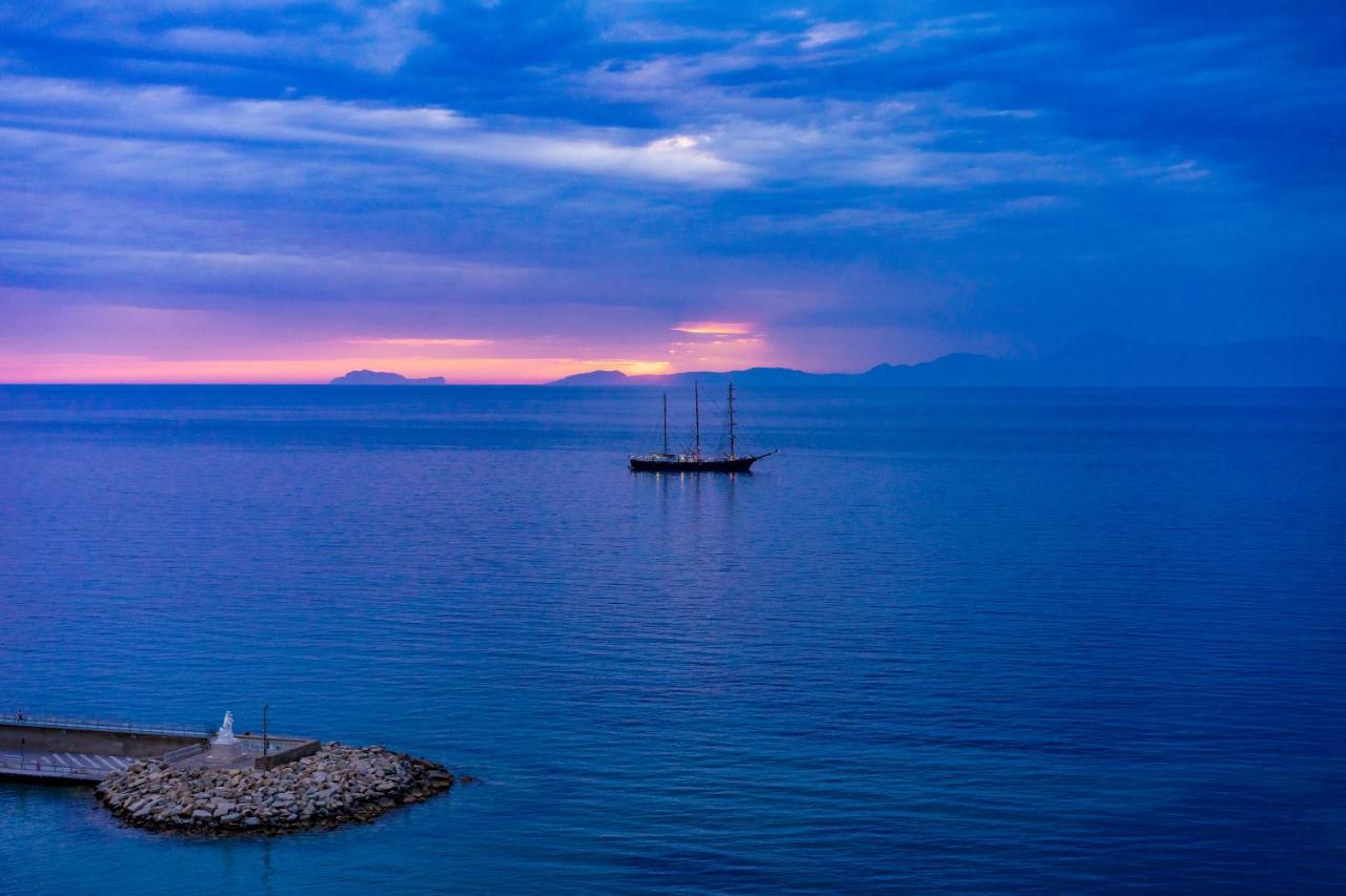 Borgo Dei Saraceni - Domus Indomita Bed & Breakfast Agropoli Dış mekan fotoğraf
