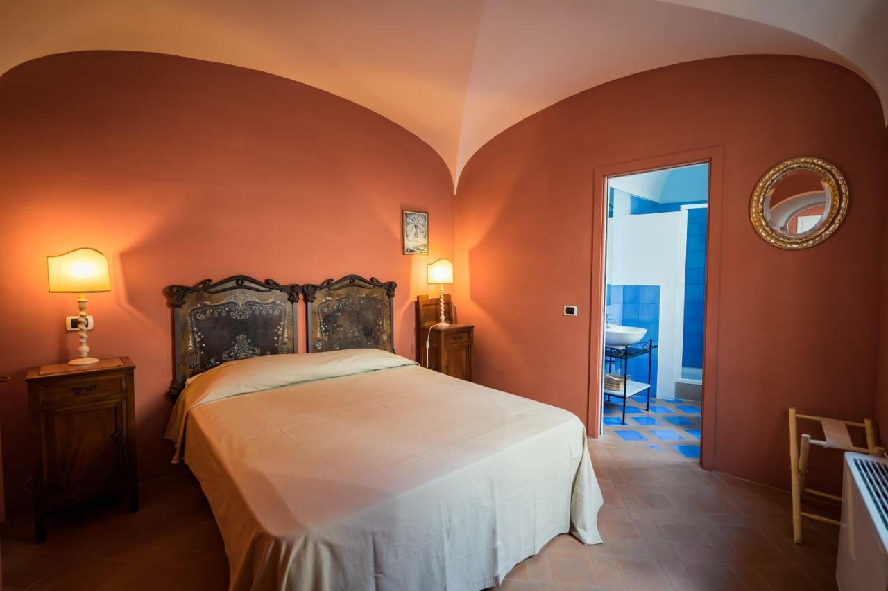 Borgo Dei Saraceni - Domus Indomita Bed & Breakfast Agropoli Dış mekan fotoğraf